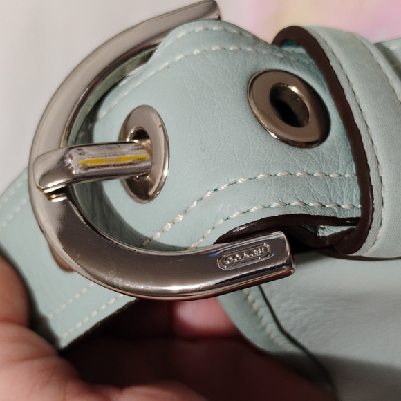 Authentic Coach Y2K Small Blue Pebbled Leather Shoulder Bag - Picture 13 of 16